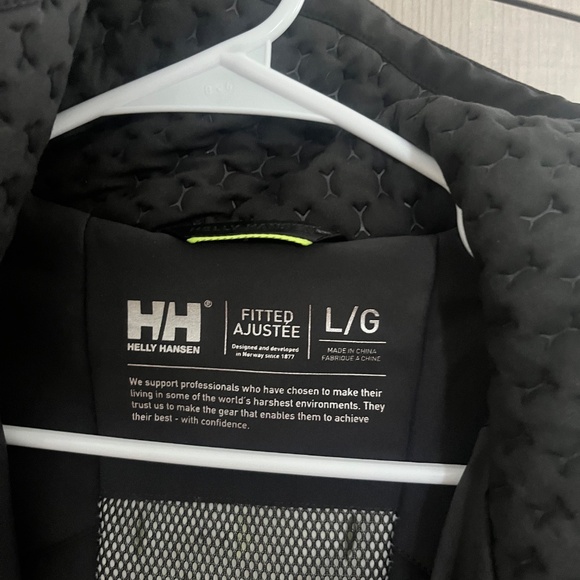 Helly Hansen Winter Coat - Picture 2 of 2